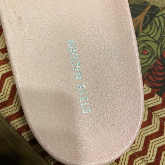 Steve Madden pale pink slides - Picture 7 of 7